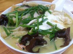 长鱼汤六鲜面-三百碗宝应长鱼面(板仓街店)