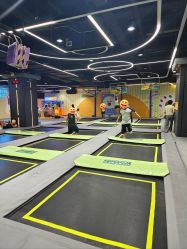 -反弹蹦床公园·亲子乐园·团建·派对(中庚漫游城店)