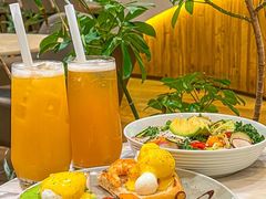 -théATRE茶聚场·餐厅(环球金融中心店)