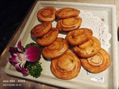 -新白鹿餐厅(金鹰新街口店)