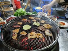 -小辣椒汤锅烧烤(温泉南街店)