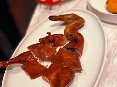 港式烤乳鸭-东富酒家(龙湖西溪天街店)