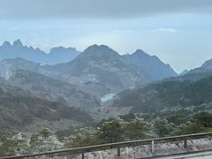 -黄山光明顶山庄