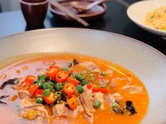 酸汤肥牛-鑫悦诚府·新鲁菜·餐厅(趵突泉店)