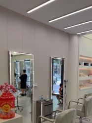 -PE SALON