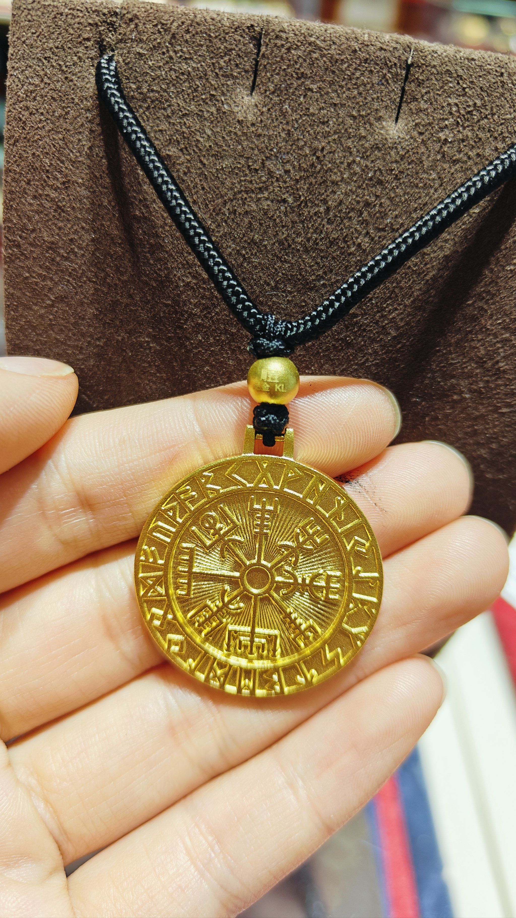 周生生古法维京罗盘