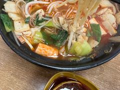 -天瑞福云南过桥米线(十里河店)