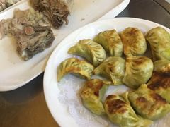 -清真·胖妈妈手抓餐厅(定西路长城宾馆店)