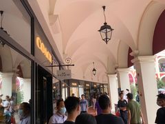 -佛罗伦萨小镇广佛名品奥特莱斯(疏港路店)