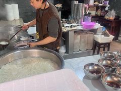 -刘二姐肥肠米粉(总店)