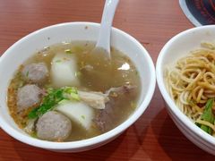 牛丸牛杂捞面-阿波潮汕牛肉火锅·汤粉面(拱北店)