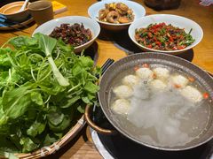 -吃饭皇帝大(长宁龙之梦店)