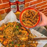 成都干拌串串天花板‼️荤素都一串0.3r你敢信？！