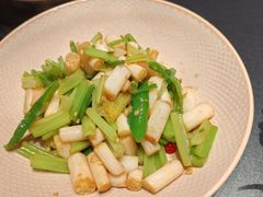 -壹湖两岸·鱼鲜山里菜(东江湖店)