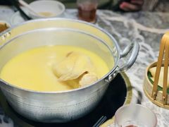 -禄婶鸡煲·打边炉
