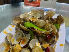 -四川小胡子海鲜(丁村万人海鲜广场店)