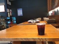 大堂-星巴克(深圳龙华和平里店)