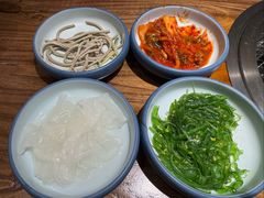 -明洞阿姨·韩式酱蟹烤肉·创意料理(三元桥店)