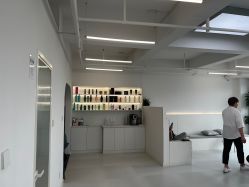 -Hello Lady发型设计