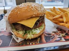 -The Habit Burger Grill 哈比特汉堡(复兴soho店)