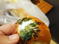 -顶东面包花园·生日蛋糕(世博店)