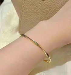 -周生生Chow Sang Sang(又一城店)
