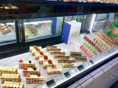 -黑草莓(重庆路店)