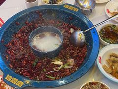 -渔香岛美蛙鱼头火锅(黔灵山公园店)