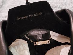 -Alexander McQueen(远洋太古里店)