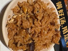 -老牌坊云南鱼豆花火锅(哈西万达店)