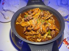 -徐记小怪兽肉蟹煲店(哈西万达金街店)