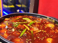 -钳小柒·小龙虾蓝龙王烧烤夜宵(长寿路店)