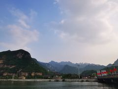 -百里峡七彩艺术小镇