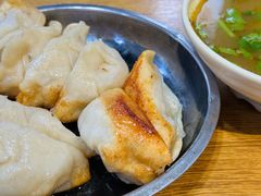 -黄阿姨锅贴大王(万航渡路店)