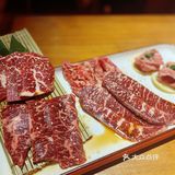 超哇塞的日式烤肉店-万牛隔膜屋