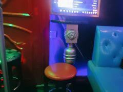 -UK派对KTV(日月广场店)