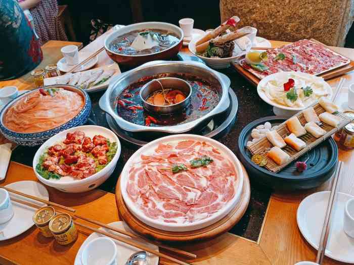 晓秧锅鲜货火锅(巴塞店)
