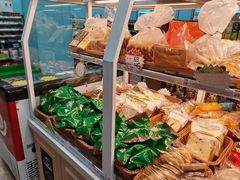 -乐享万德福便利店(八王寺御泉华庭店)
