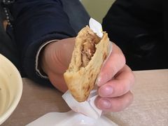 -宝光熏肉鞋底火烧(新街口店)