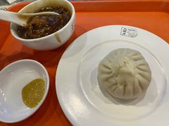 肉末芽菜包子-天兴居(鲜鱼口街店)