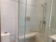 -上海漕河泾万丽酒店