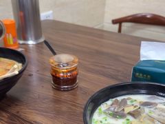 -津津老鸭粉丝馆(正东路店)