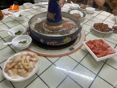 -内蒙古阿拉善冰煮羊.特色铜锅涮牛羊肉(宝安彩虹城二楼连锁品牌直营3店)