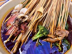 -拈签一笑黄牛肉辣卤串串