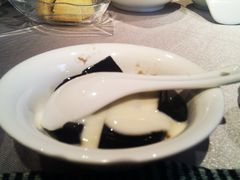 龟苓膏-小广寒电影艺术餐厅(小广寒经三路店)