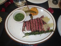 -Mark&Mars Restaurant