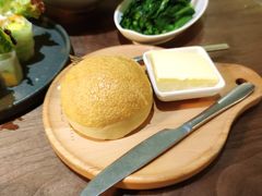法国总统菠萝油-来龙里 精致 东南亚餐室(万象城店)