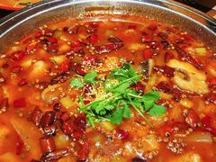 撒椒鱼-泥糊破店小酒馆·团建聚餐(南京西路店)