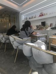 -U+nail优加专业美甲美睫