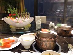 -金陵饭店 56F 家·海鲜火锅餐厅